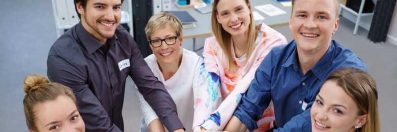 Digitale Weiterbildung 2020/2021: von Euphorie zum Webinar-Frust - Personalentwickler und Führungskräfte konzentrieren sich auf Kernthemen der betrieblichen Bildung