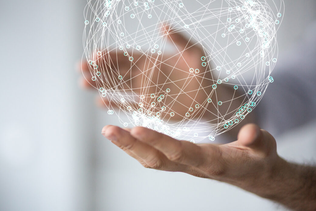 Digitale Weiterbildung 2020/2021: von Euphorie zum Webinar-Frust - Personalentwickler und Führungskräfte konzentrieren sich auf Kernthemen der betrieblichen Bildung